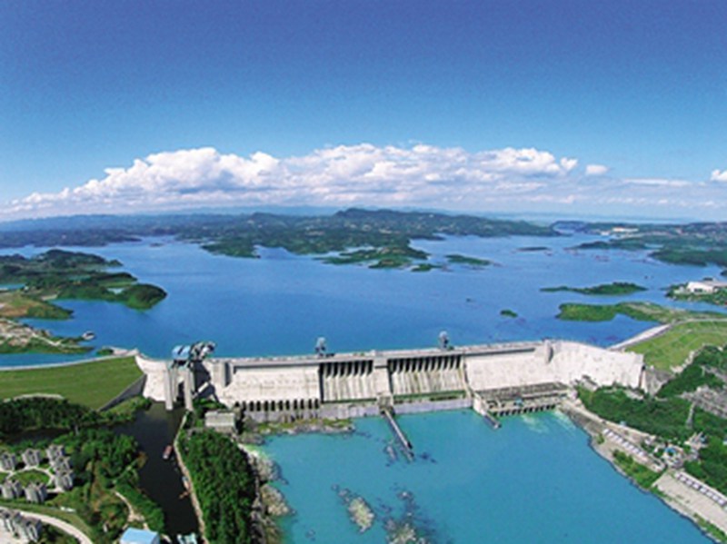 南水北調(diào)2011年完成動(dòng)工新項(xiàng)目34項(xiàng)，總計(jì)進(jìn)行投資約1376億人民幣